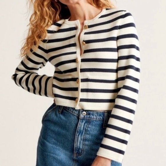 Abercrombie & Fitch Sweaters - Abercrombie & Fitch Cream and Black Striped Cropped Cardigan